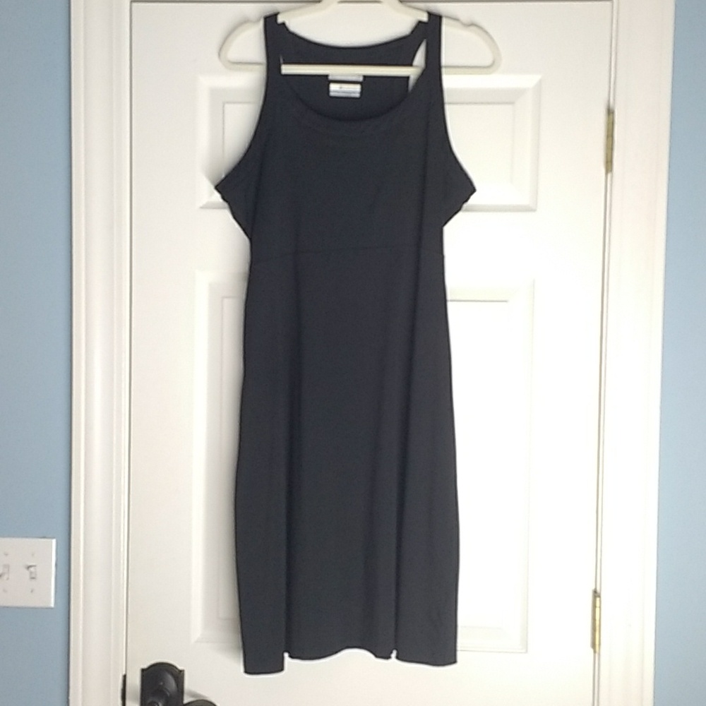 Columbia Women’s Omni Freeze Black Tank Top Dress XL Athleisure Outdoor Stretch